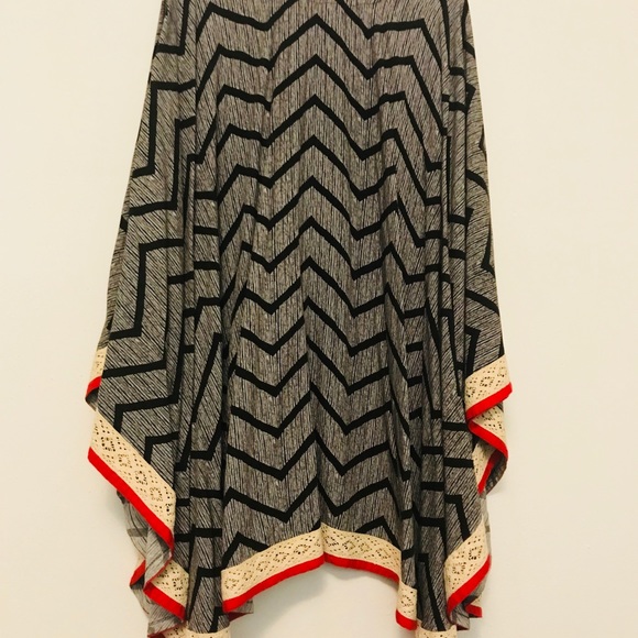 Dress - Picture 4 of 5